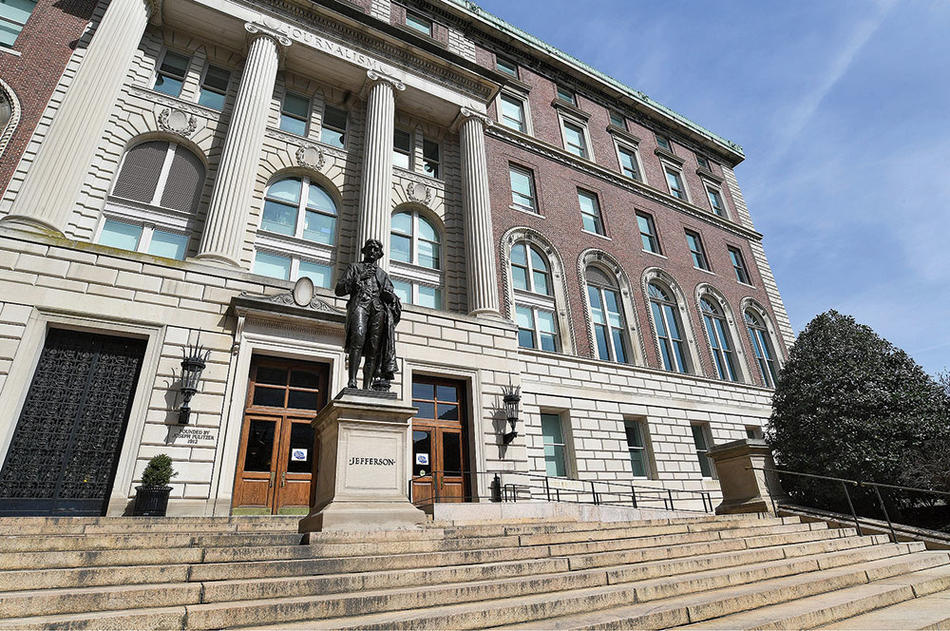 Exterior of Columbia Journalism School with statue of Thomas Jefferson